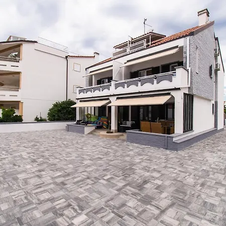 Apartment Krunoslava