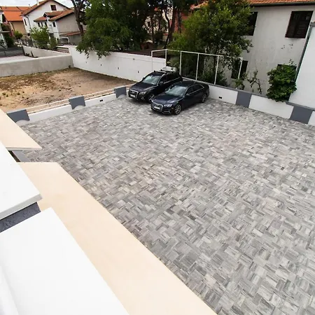 Krunoslava Apartman *